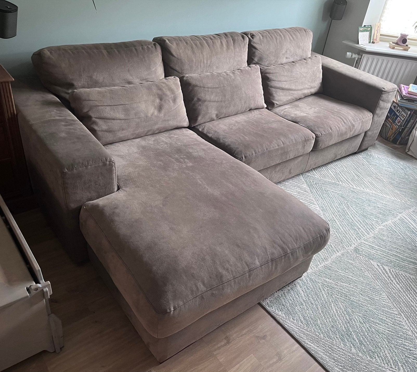 Bruine chaise longue bank - 282m breed, Ophalen, 250 tot 300 cm, Gebruikt, 100 tot 125 cm