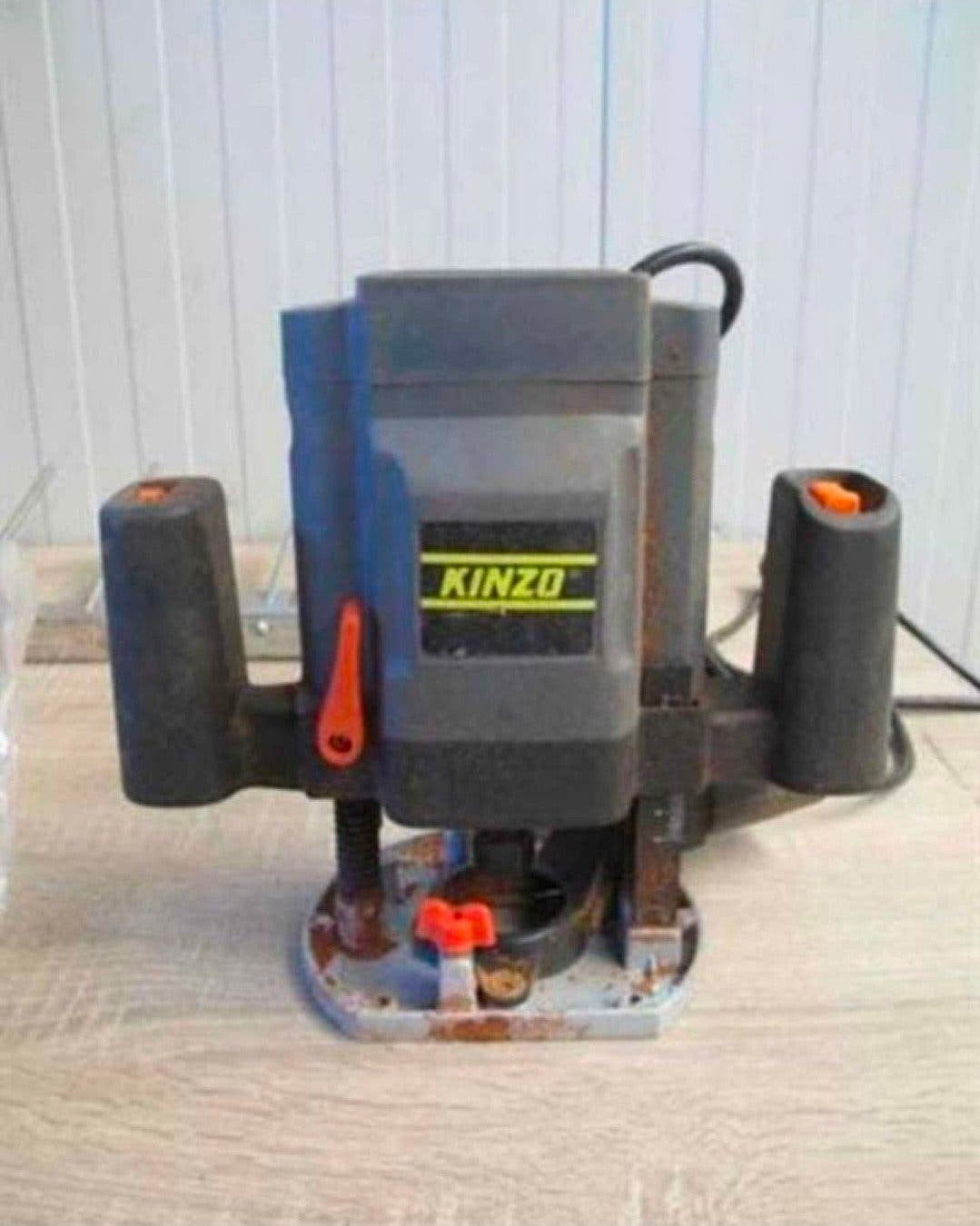 Kinzo Bovenfrees - inclusief alle accessoires, Doe-het-zelf en Verbouw, Kinzo, Ophalen of Verzenden, Zo goed als nieuw, Bovenfrees
