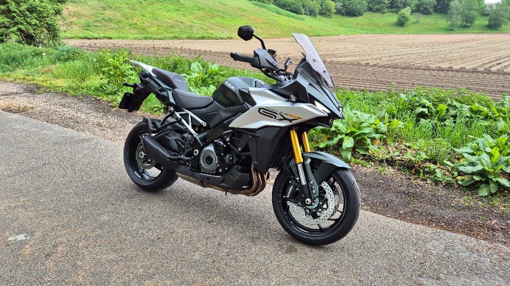 Suzuki GSX-S1000GX (2024), Motoren, Motoren | Suzuki, Particulier, Toermotor, meer dan 35 kW, 4 cilinders, Motorrijbewijs A, ABS