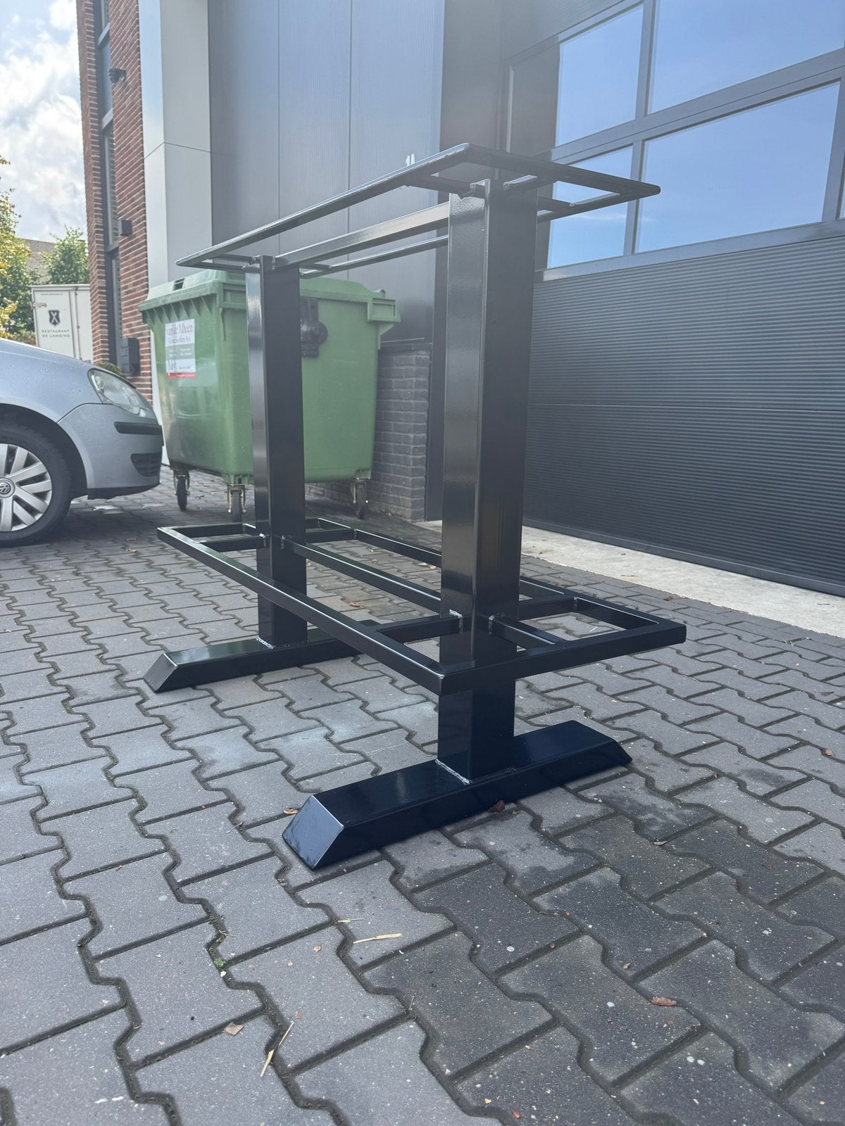 Stalen onderstel voor buiten bar / tafel, Huis en Inrichting, Barren, Ophalen, Nieuw