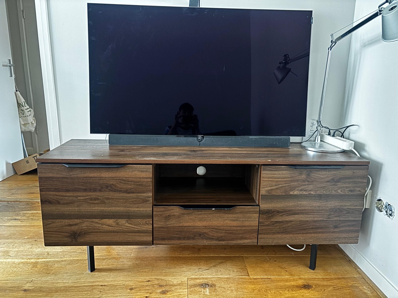 MADE. Scandinavisch design tv meubel, Ophalen, Gebruikt, 150 tot 200 cm, Minder dan 100 cm