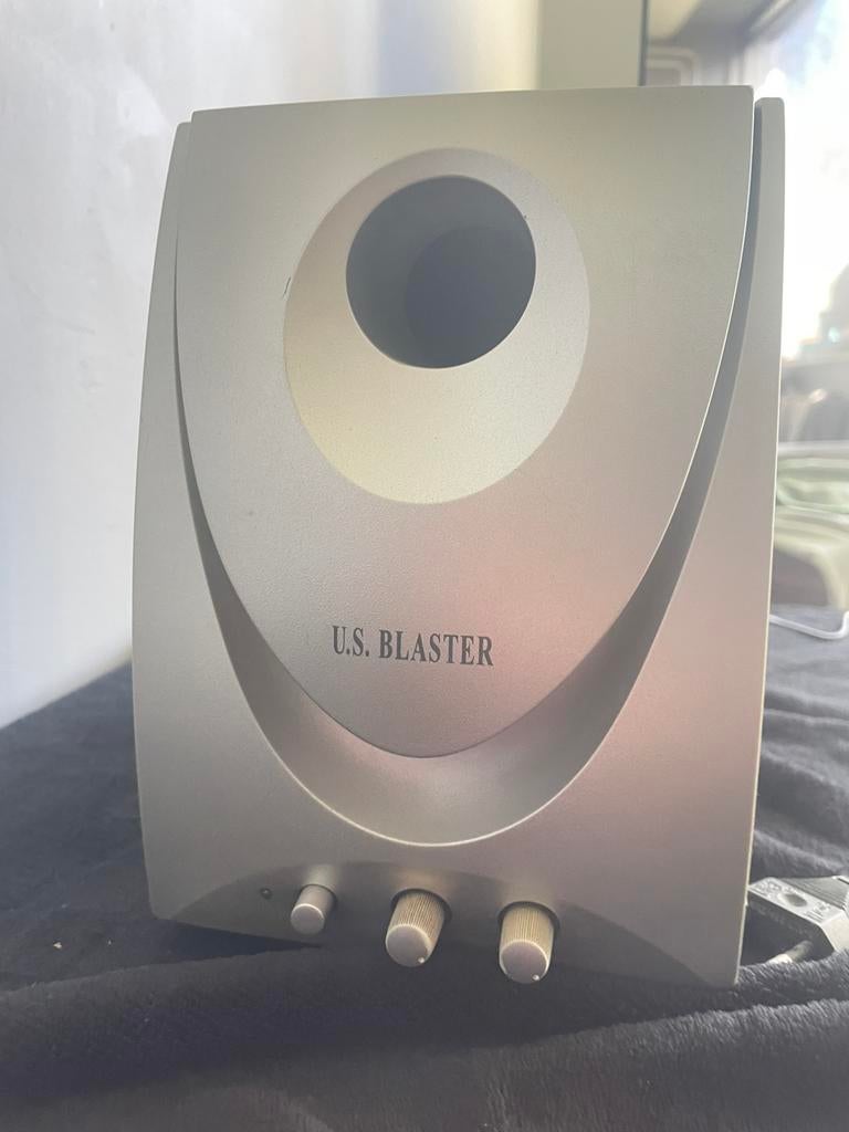 Nette Goedwerkende U.S. Blaster Subwoofer+2 Speakers, Ophalen of Verzenden, Zo goed als nieuw, Audio