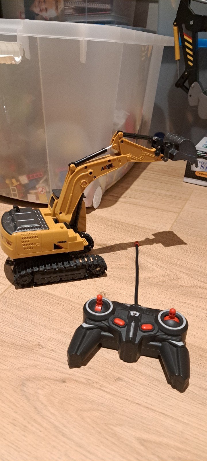 Te koop graafmachine met afstandsbediening, Ophalen of Verzenden, Afstandsbediening