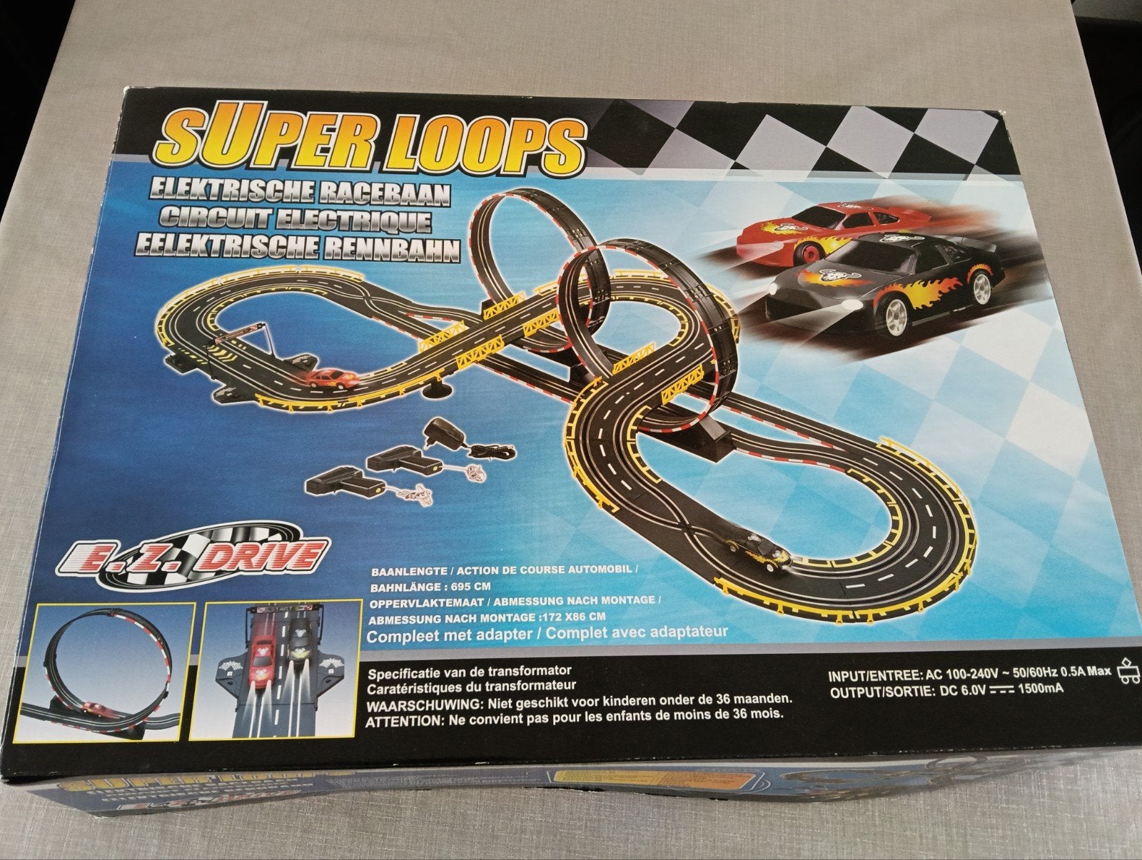 Super Loops Elektrische Racebaan - E-Z Drive, Ophalen of Verzenden, Zo goed als nieuw, Racebaan, Met looping