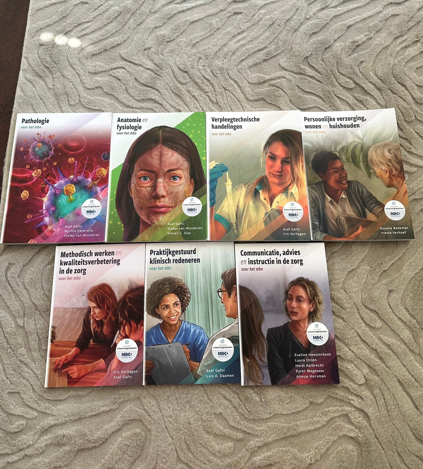 Mbo verpleegkundige boeken voor de opleiding., Ophalen, Zo goed als nieuw, Asaf Gafni; Myrthe Zwierstra; Stefan Van Wonderen, Nederlands