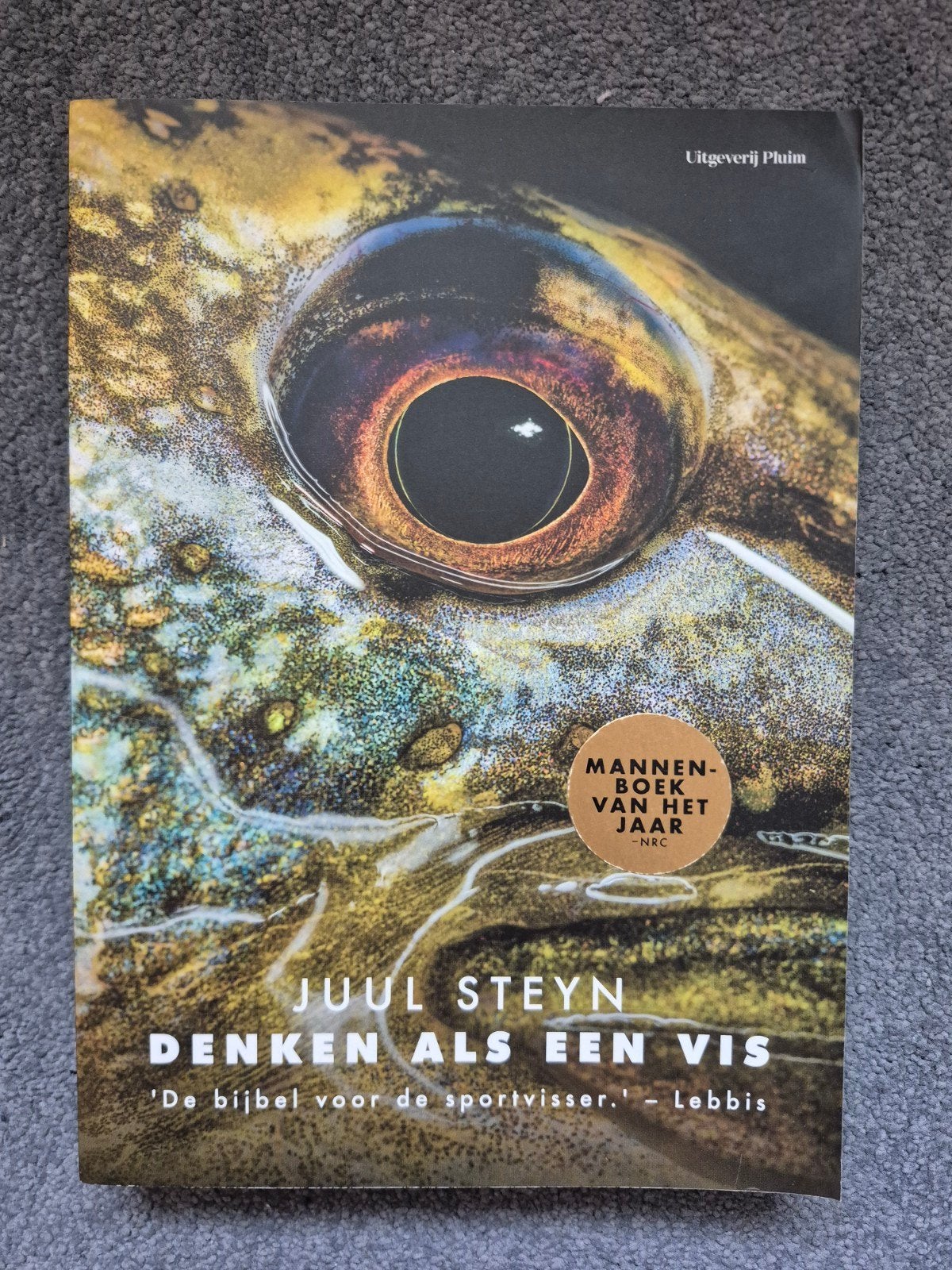 Juul Steyn - Denken als een vis, Watersport en Hengelsport, Ophalen of Verzenden, Zo goed als nieuw, Juul Steyn