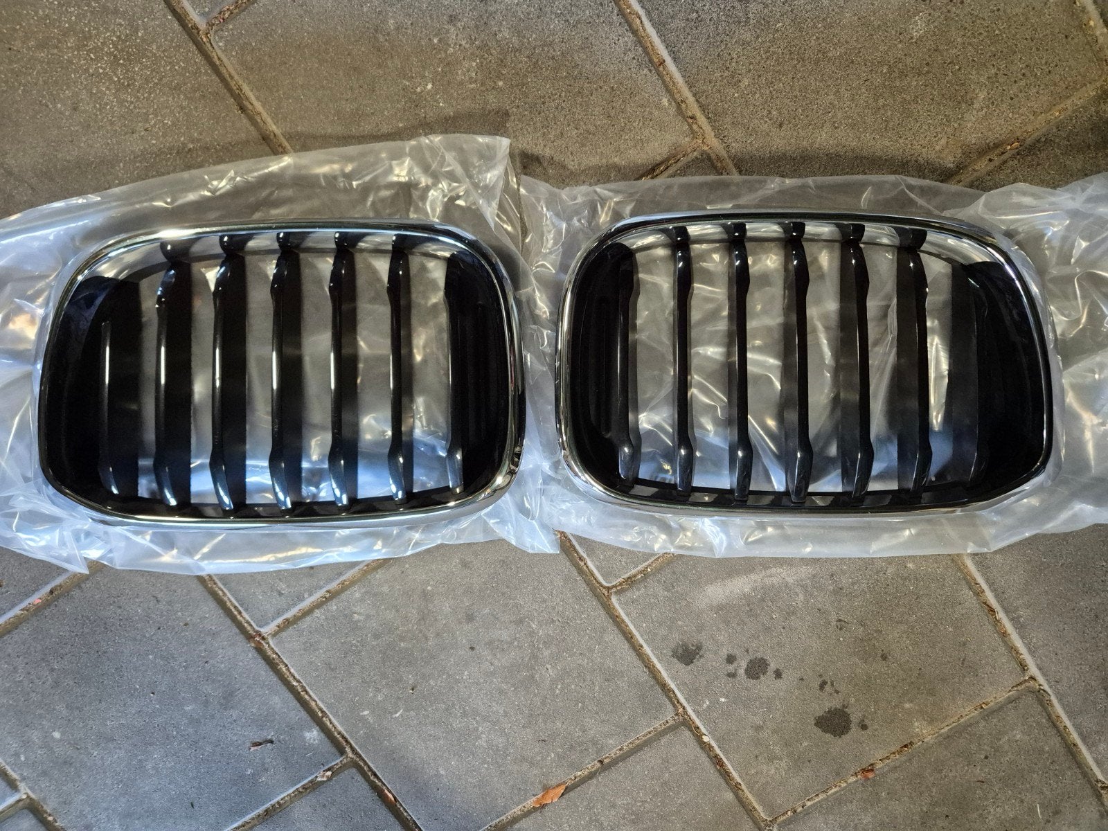 BMW Nieren Glanzend Zwart X3 G01 Chroom rand, Gebruikt, Voor, Ophalen of Verzenden, Bumper
