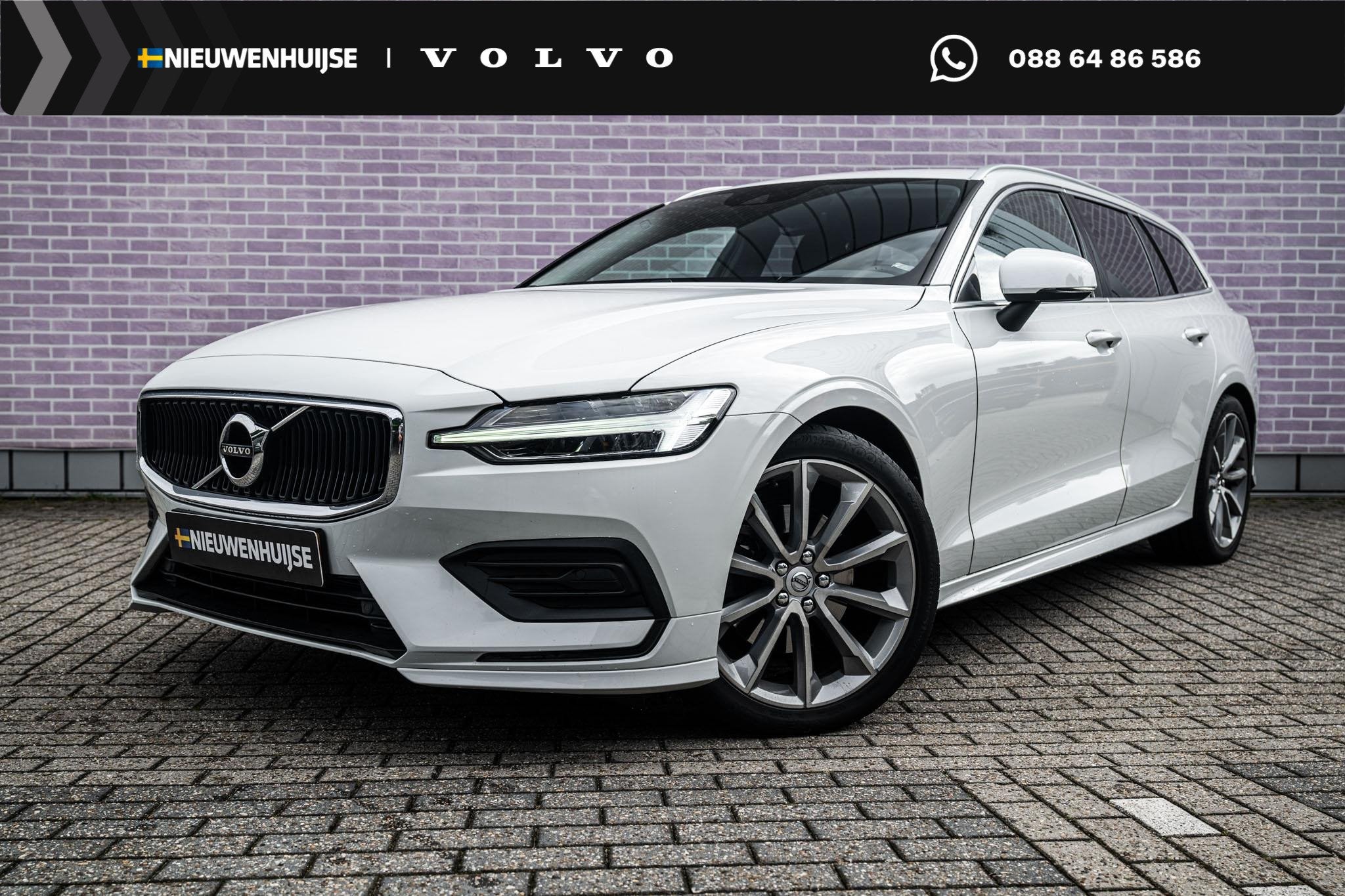 Volvo V60 2.0 T4 Momentum Pro | Trekhaak | Styling Pakket |