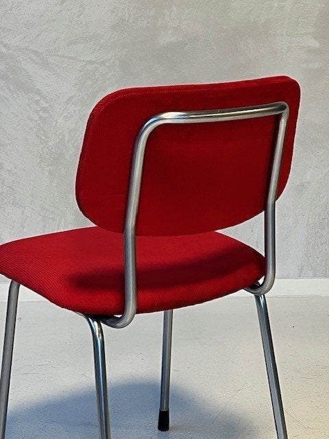 Gispen 1231 eettafelstoel vintage design eetkamerstoel rood, Huis en Inrichting, Stoelen, Gebruikt, ., Vintage, Ophalen of Verzenden