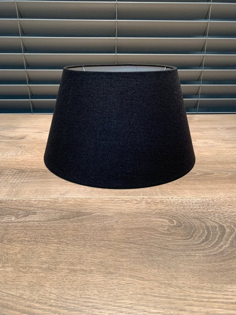 Nieuwe mooie lampenkap van Stout verlichting twv € 99,00!, Ophalen of Verzenden, Nieuw, Zwart