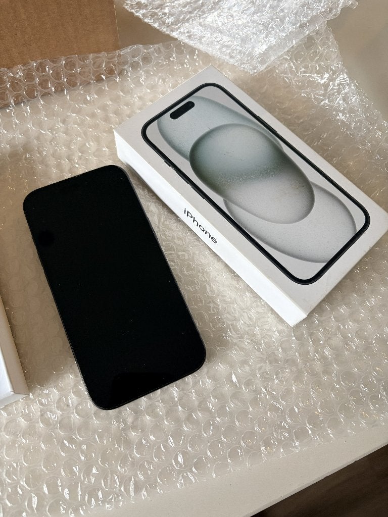Iphone 15, super netjes, 128 gb, Telecommunicatie, Mobiele telefoons | Apple iPhone, 80 %, 128 GB, IPhone 15, Zwart