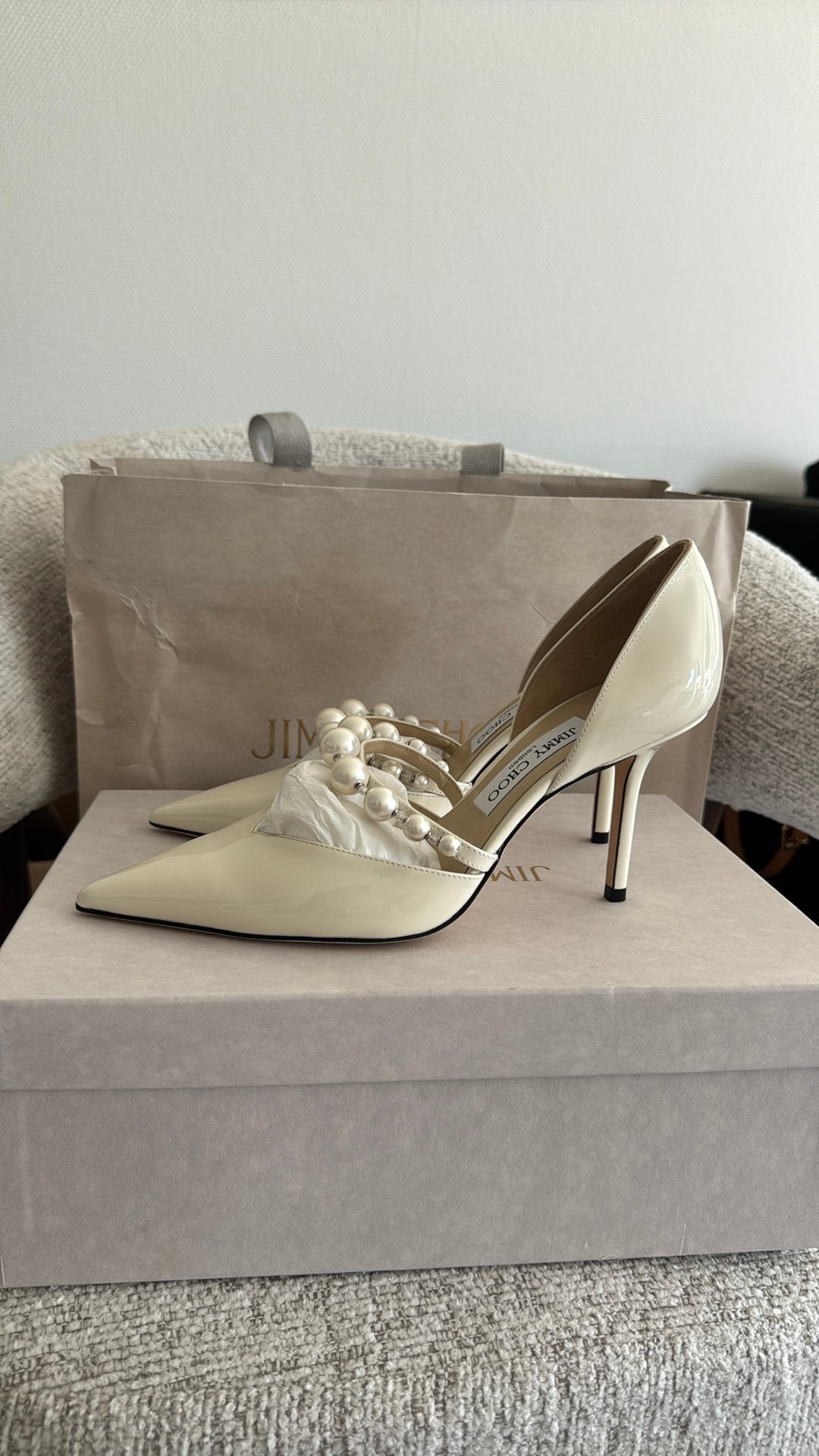 Jimmy Choo Aurelie 85 Pearl Pumps – maat 38, Ophalen of Verzenden, Zo goed als nieuw, Wit