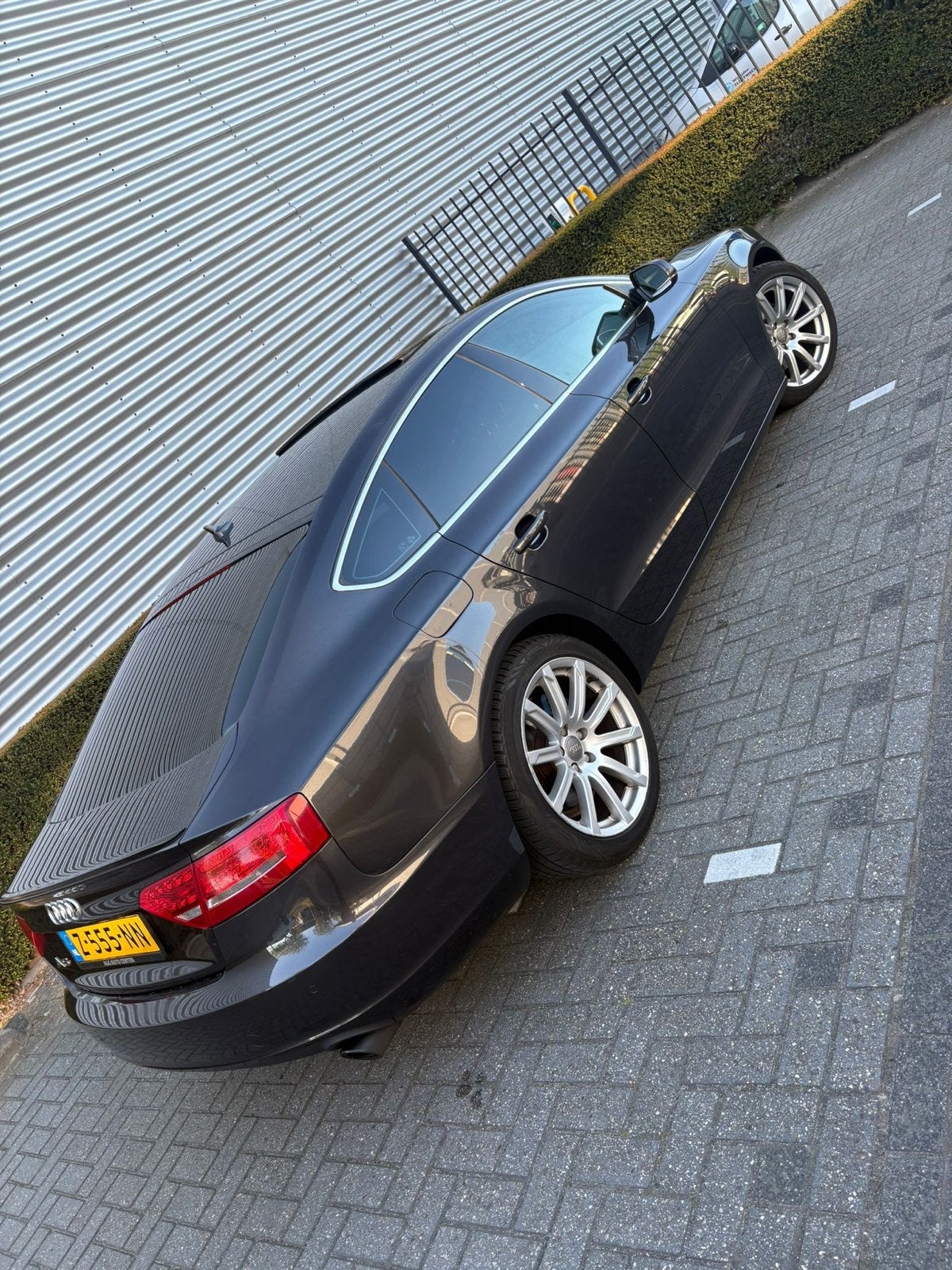Audi A5 3.2 Tfsi 195KW Sportback QT S-tr 2009 Grijs, Auto's, Audi, Automaat, Zwart, 4 stoelen, Vierwielaandrijving