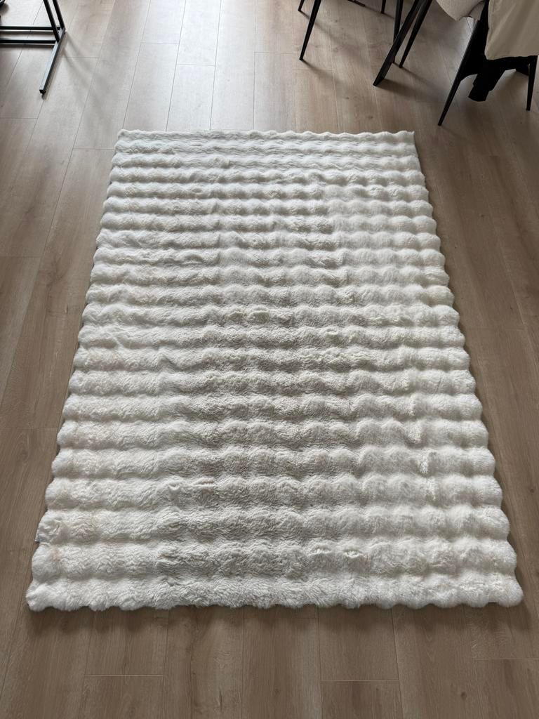 Action pompom vloerkleed 190x130, Huis en Inrichting, Ophalen of Verzenden, Zo goed als nieuw, Rechthoekig, 150 tot 200 cm