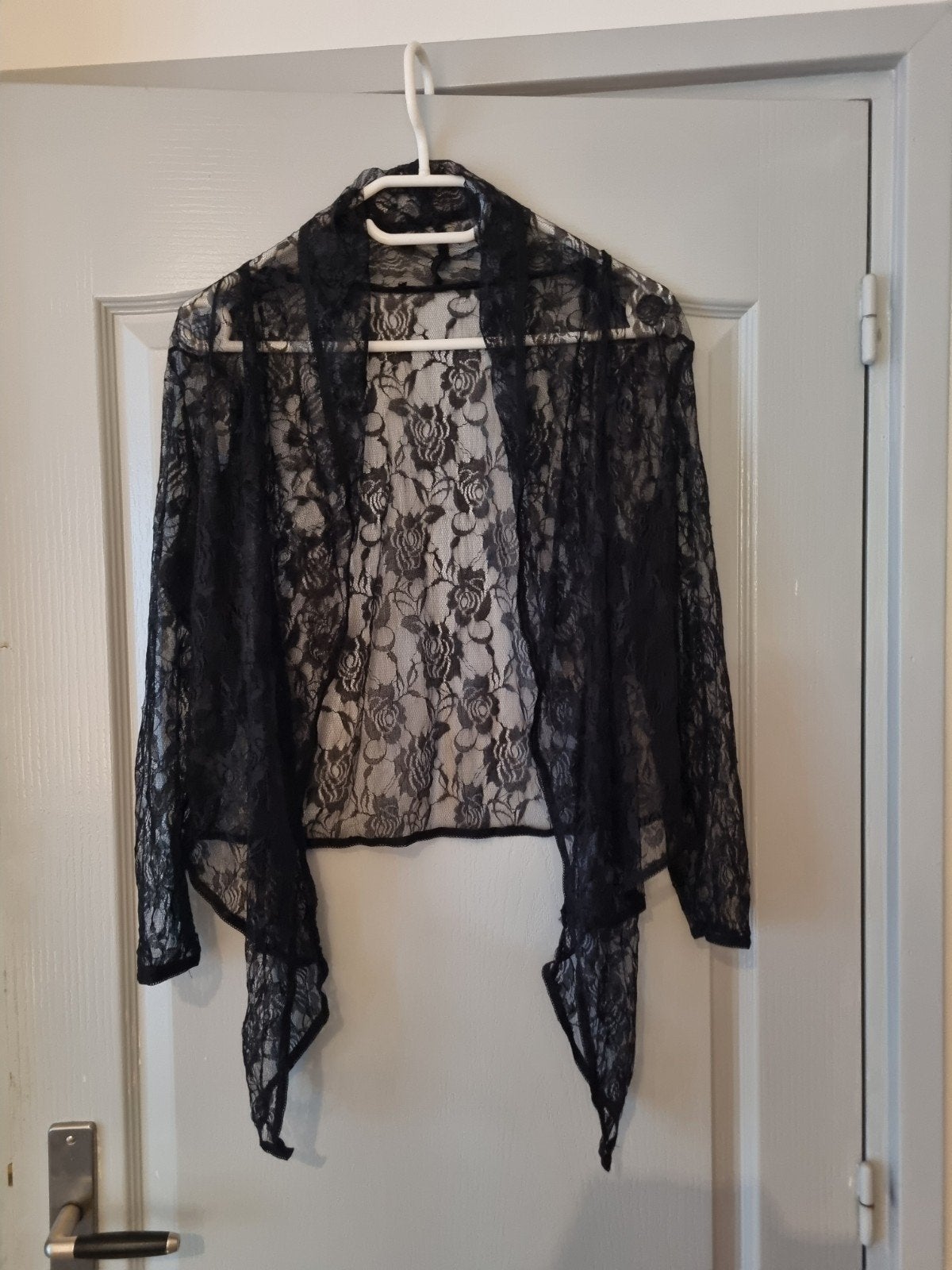 Prachtig dames bolero mt.42, Zwart, Maat 42/44 (L), Ophalen of Verzenden, Zo goed als nieuw