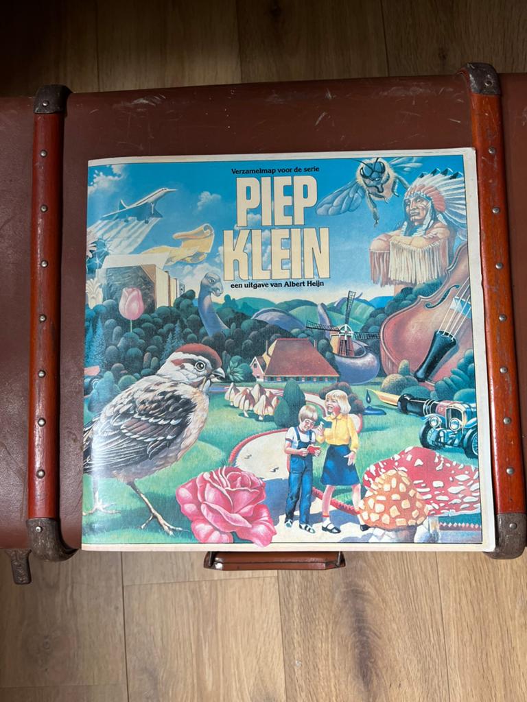 Piepklein Albert Heijn uitgave 1980, Ophalen of Verzenden, Gelezen