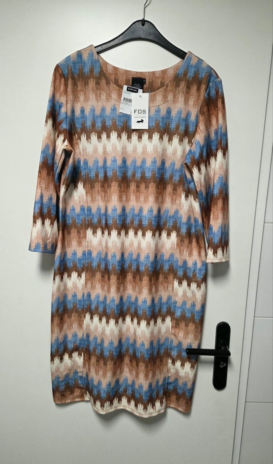 NIEUWE jurk met print FOS Amsterdam maat XL/42, Kleding | Dames, Bruin, Fos Amsterdam, Maat 42/44 (L), Nieuw