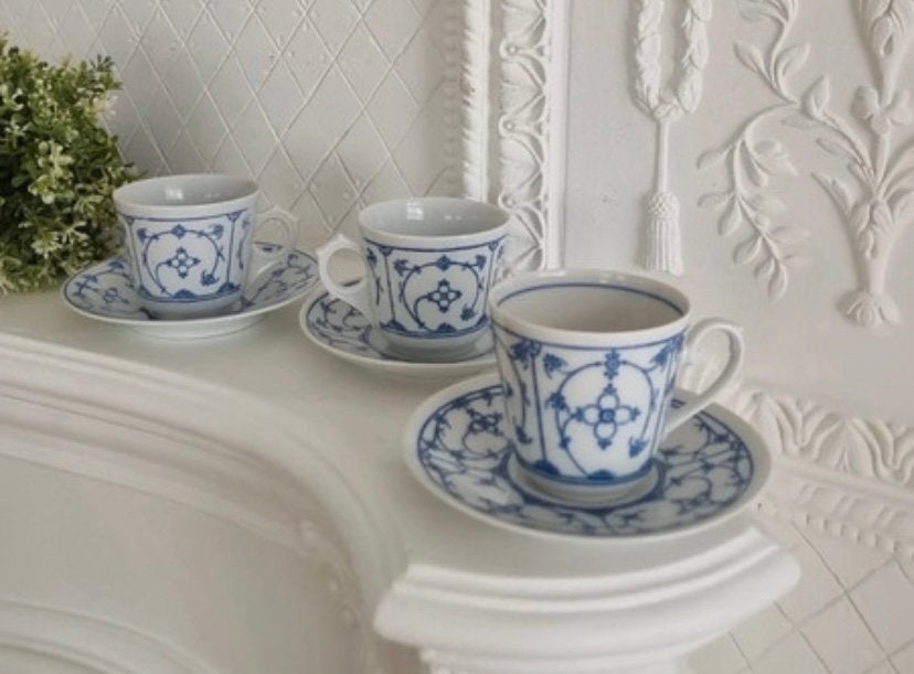 Vintage Indischblau kop en schotel ( set van 3) Bavaria, Ophalen of Verzenden