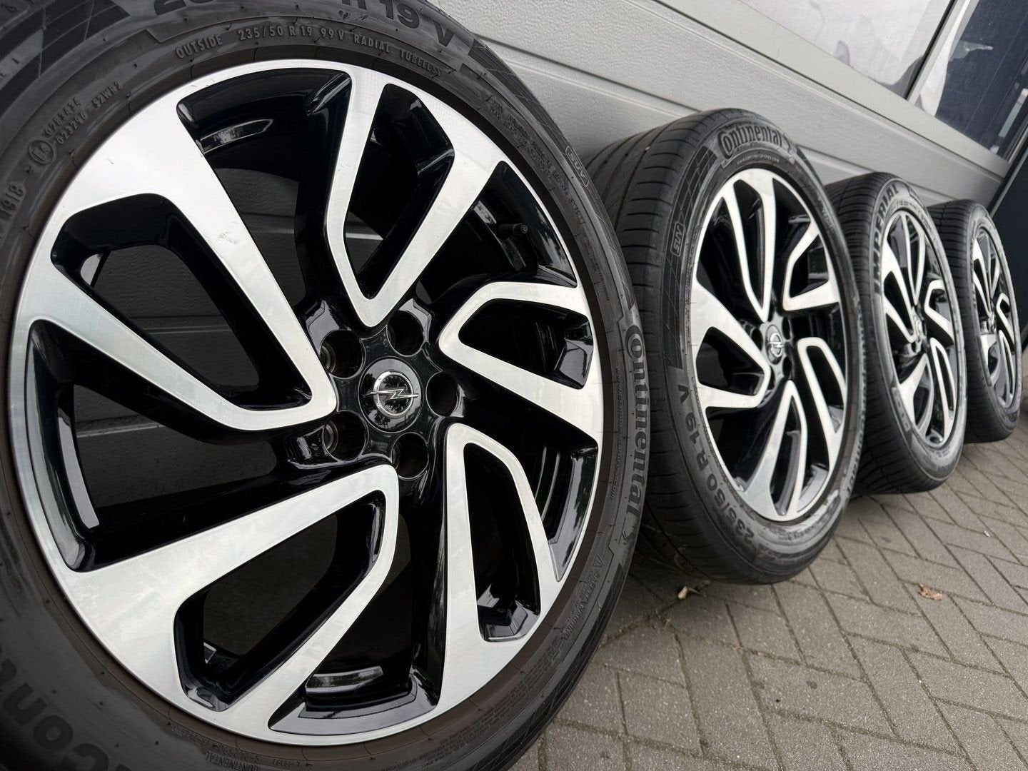 19 inch Opel Grandland X Grandland PHEV Turbo velgen banden, Auto-onderdelen, Banden en Velgen, 19 inch, Gebruikt, Mercedes-Benz AG