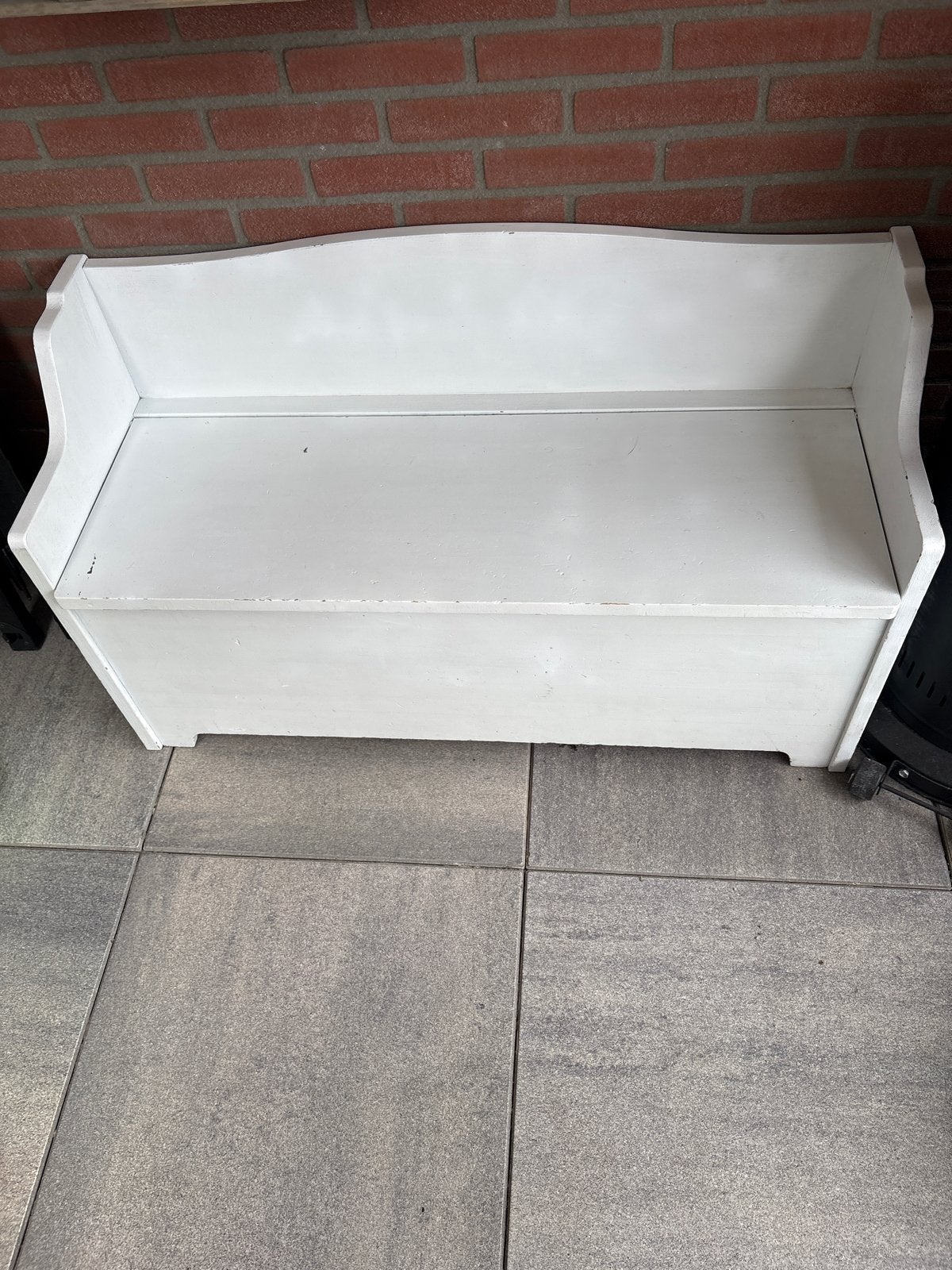 Wit houten bankje - 112 cm breed, Antiek en Kunst, Antiek | Meubels | Stoelen en Banken, Ophalen