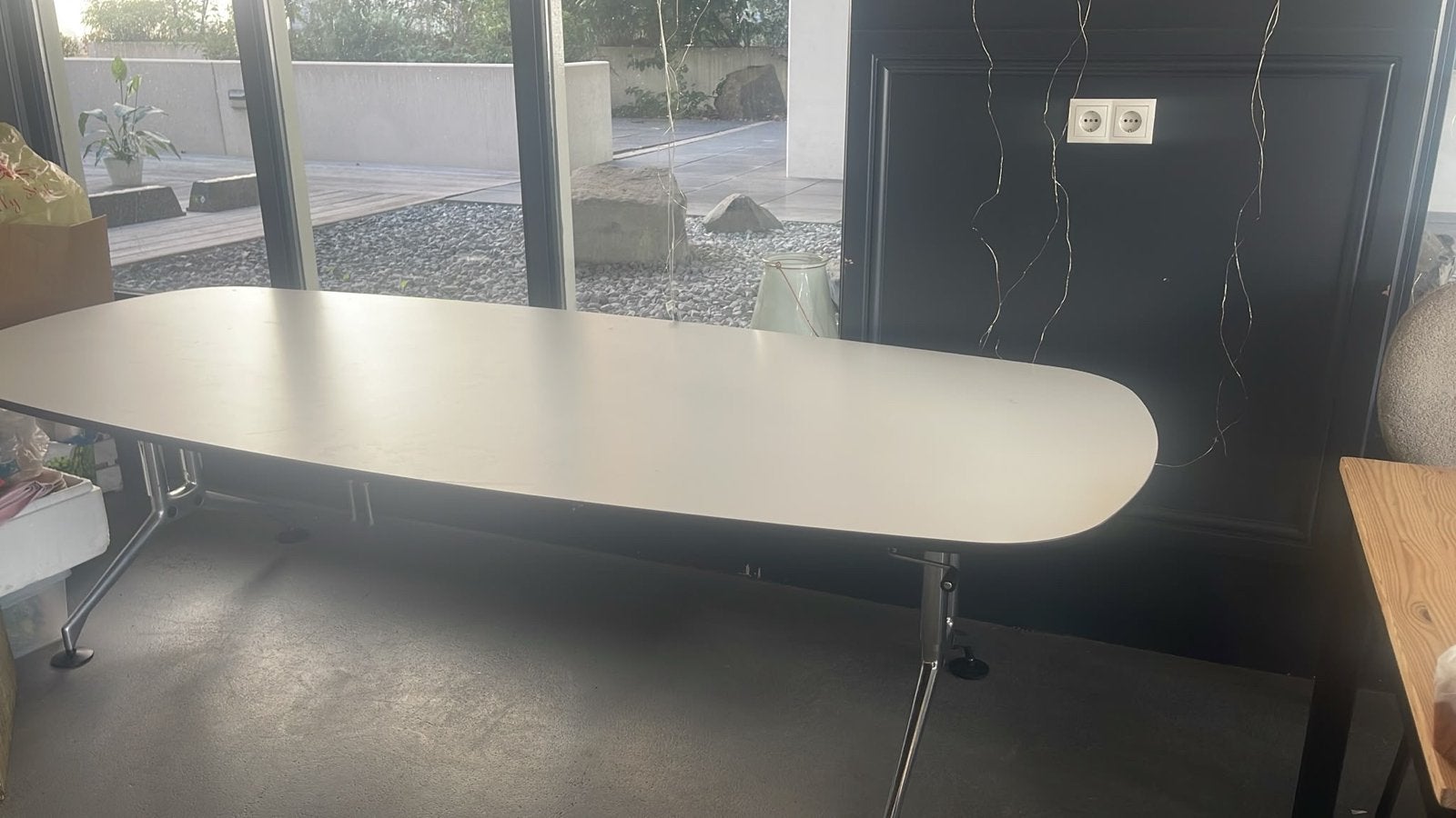 Vitra Spatio verstelbaar bureau (Amsterdam), Huis en Inrichting, Ophalen of Verzenden, Zo goed als nieuw, Wit