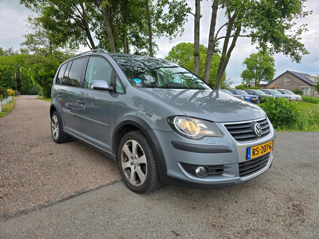 Volkswagen Cross Touran 2.0 TDI ( 7 Persoons, Automaat ), Auto's, 4 cilinders, 7 stoelen, Bedrijf, Diesel