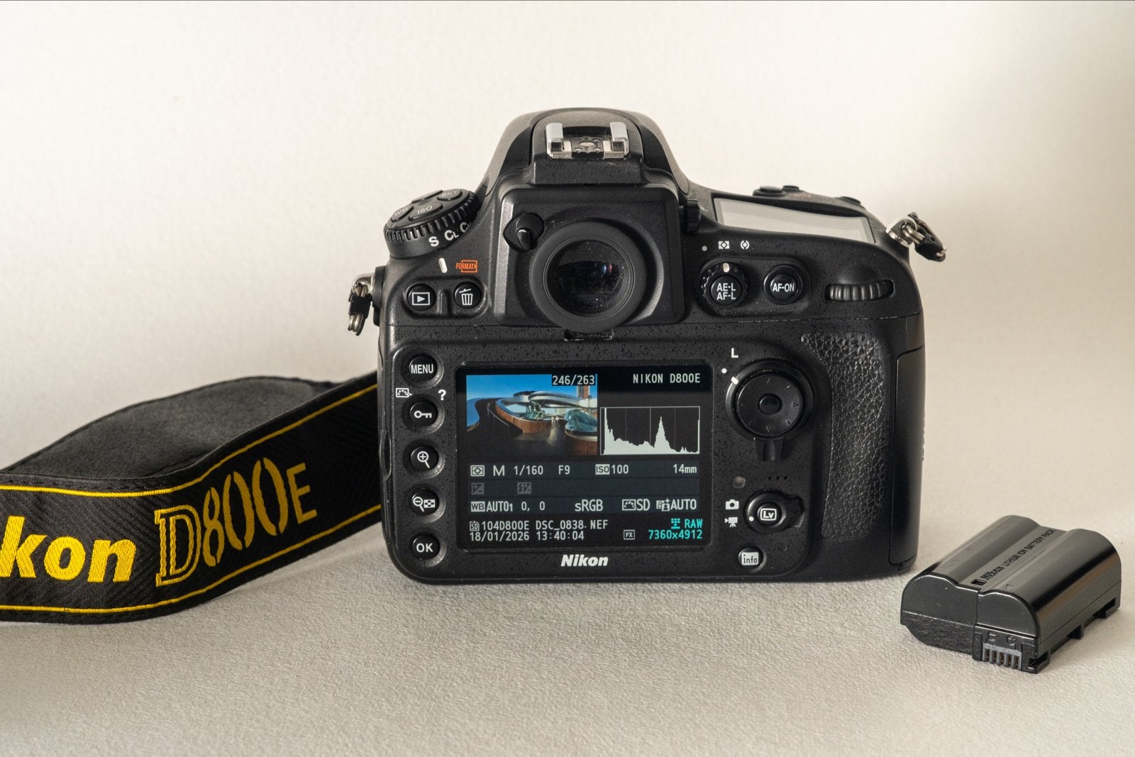Nikon D800E Spiegelreflexcamera - Uitstekende staat, Spiegelreflex, 36 megapixels, Zo goed als nieuw, Accu