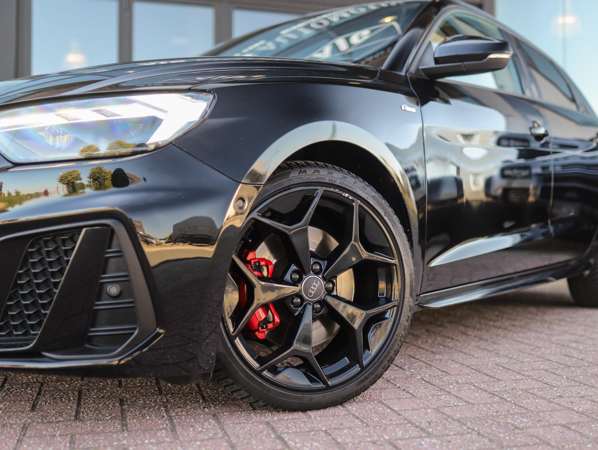 Audi A1 Sportback 40 TFSI Edition One | Keyless | Camera | S, Euro 6, 4 cilinders, 1984 cc, Zwart