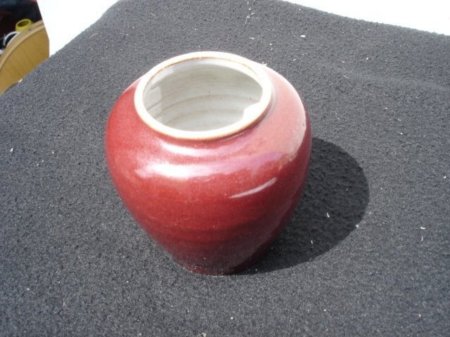 Vintage Oxblood/ sang de boeuf vaasje "Atelier de steenuil", Ophalen of Verzenden