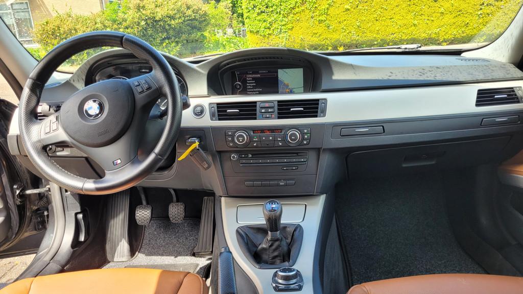 BMW 3-serie 320d Efficient Dynamics Edition Luxury Line 1E E, Auto's, BMW, Euro 5, Achterwielaandrijving, 4 cilinders, Zwart