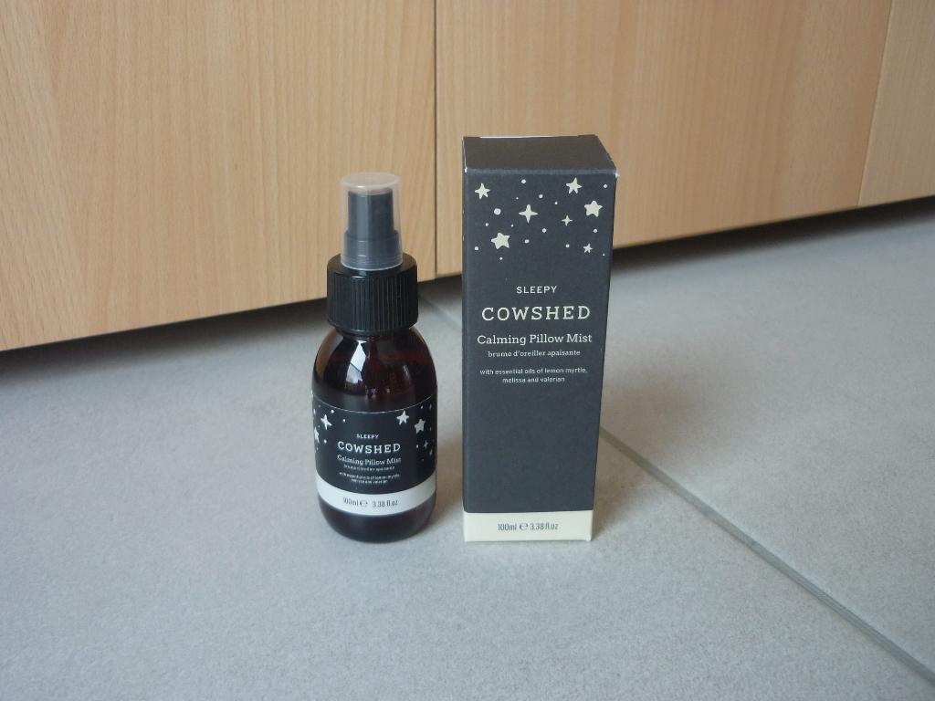 Sleepy Cowshed Calming pillow mist 100 ml, Ophalen of Verzenden, Nieuw, Overige typen