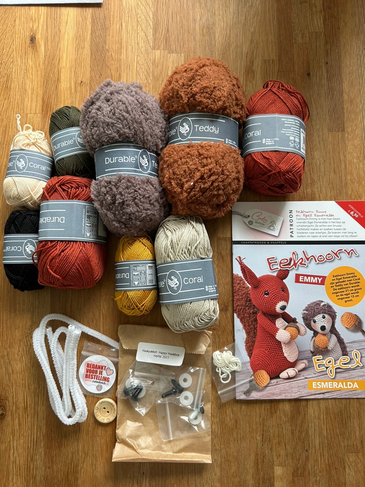 Cute Dutch Happy Haakbox Herfst 2023 nieuw, Hobby en Vrije tijd, Ophalen, Nieuw, Haken, Wol of Garen