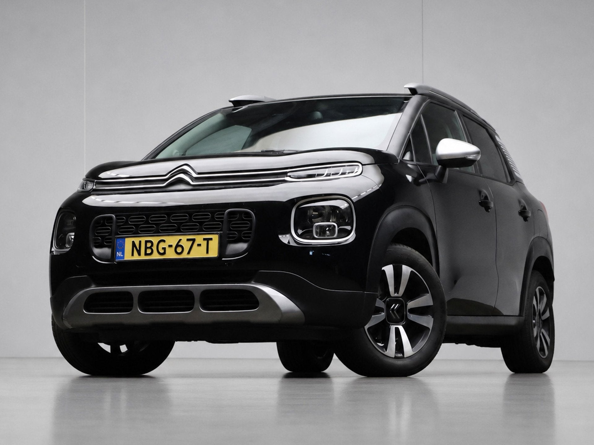 Citroen C3 Aircross 1.2 PureTech S&S Feel Sport (APPLE CARPL, Auto's, Gebruikt, 1199 cc, Zwart, Bedrijf