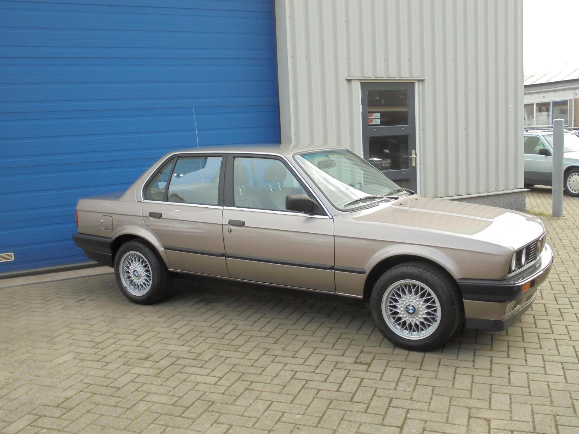 BMW 3-serie 316i 1.8l, foto 3