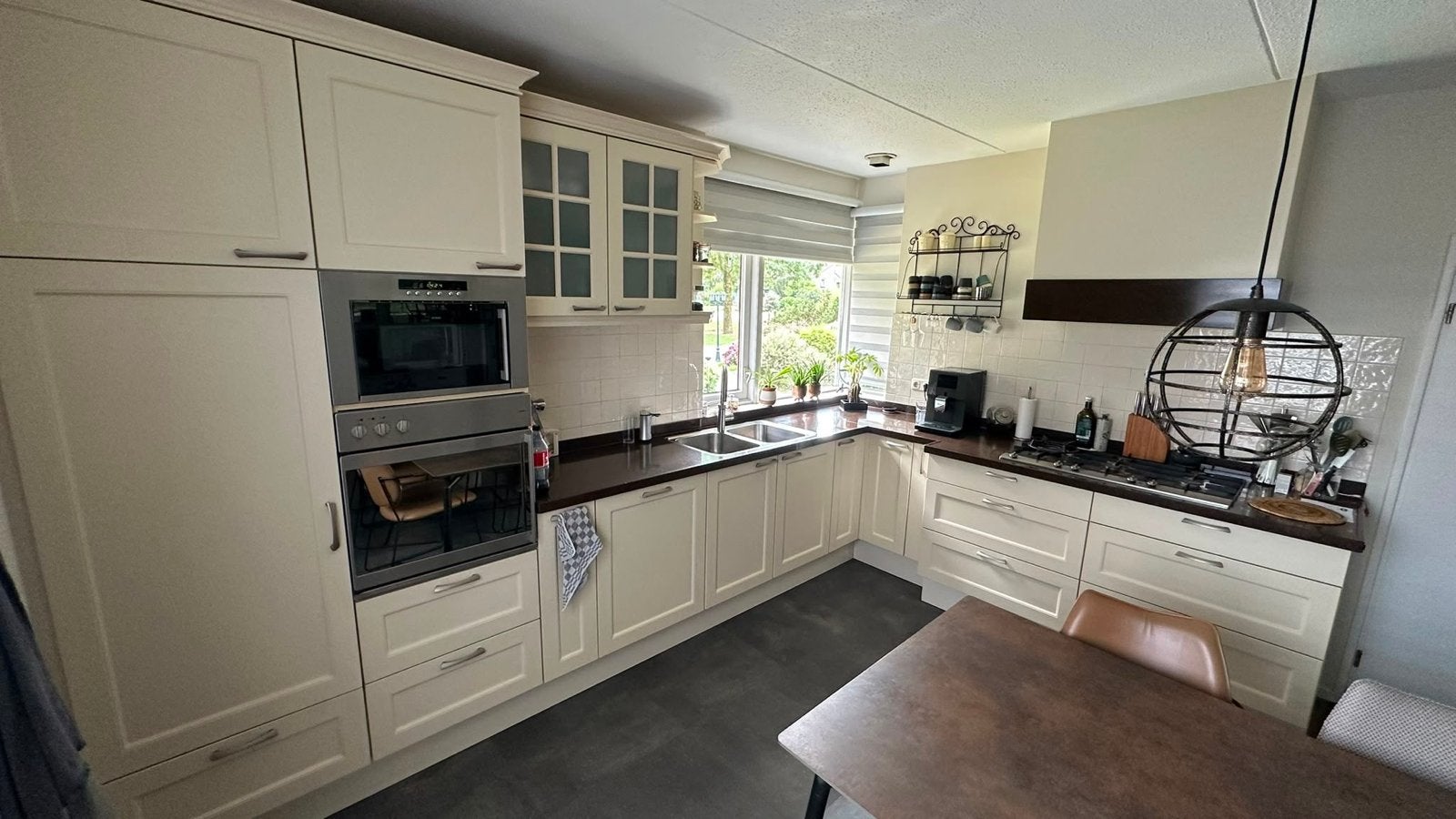Complete Keuken met ATAG Apparatuur en Composiet Werkblad, Huis en Inrichting, Keuken | Complete keukens, Ophalen, Gebruikt, Hoekkeuken