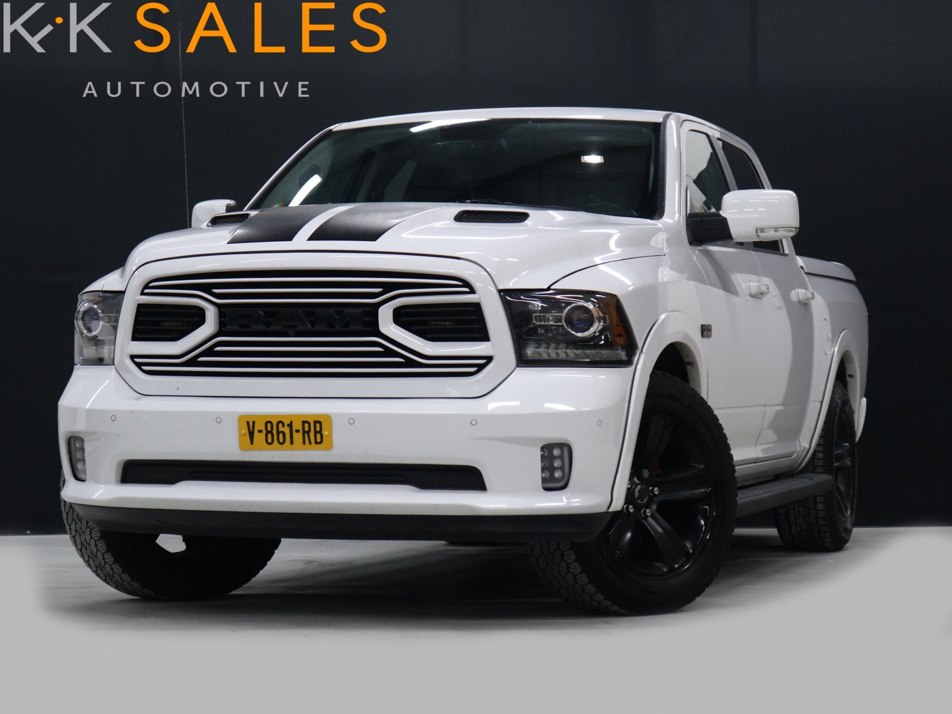 Dodge Ram 1500 5.7 V8 4x4 Crew Cab Laramie [TREKHAAK, CAMERA, Automaat, Gebruikt, 5654 cc, 402 pk