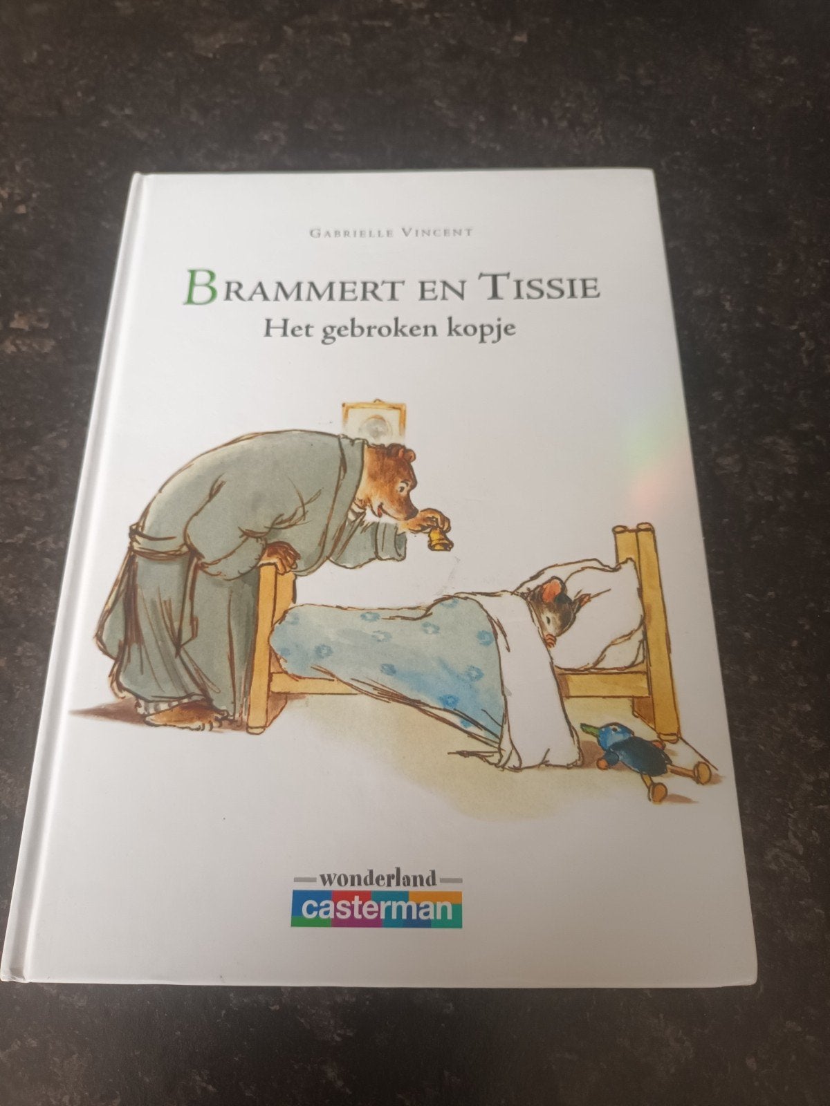 Gabrielle Vincent -  Brammert en Tissie Het gebroken kopje, Boeken, Ophalen of Verzenden, Zo goed als nieuw, G. Vincent, Prentenboek