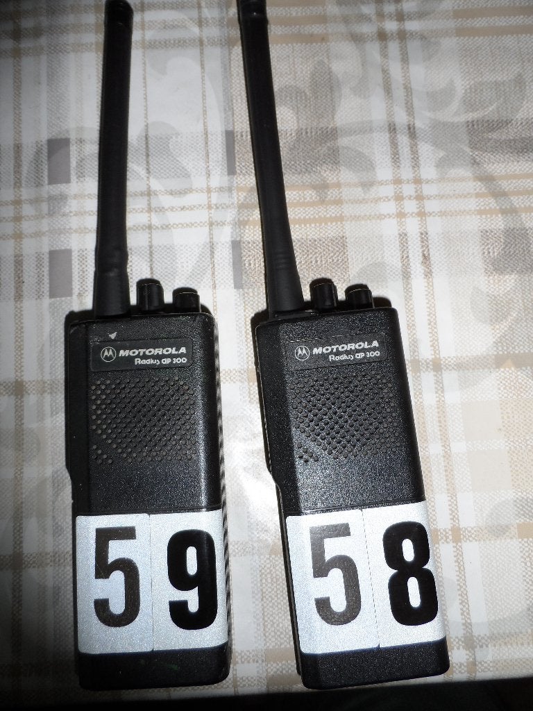 Motorola Radius GP300 portofoon, Telecommunicatie, Portofoons en Walkie-talkies, Ophalen, Gebruikt, Portofoon of Walkie-talkie