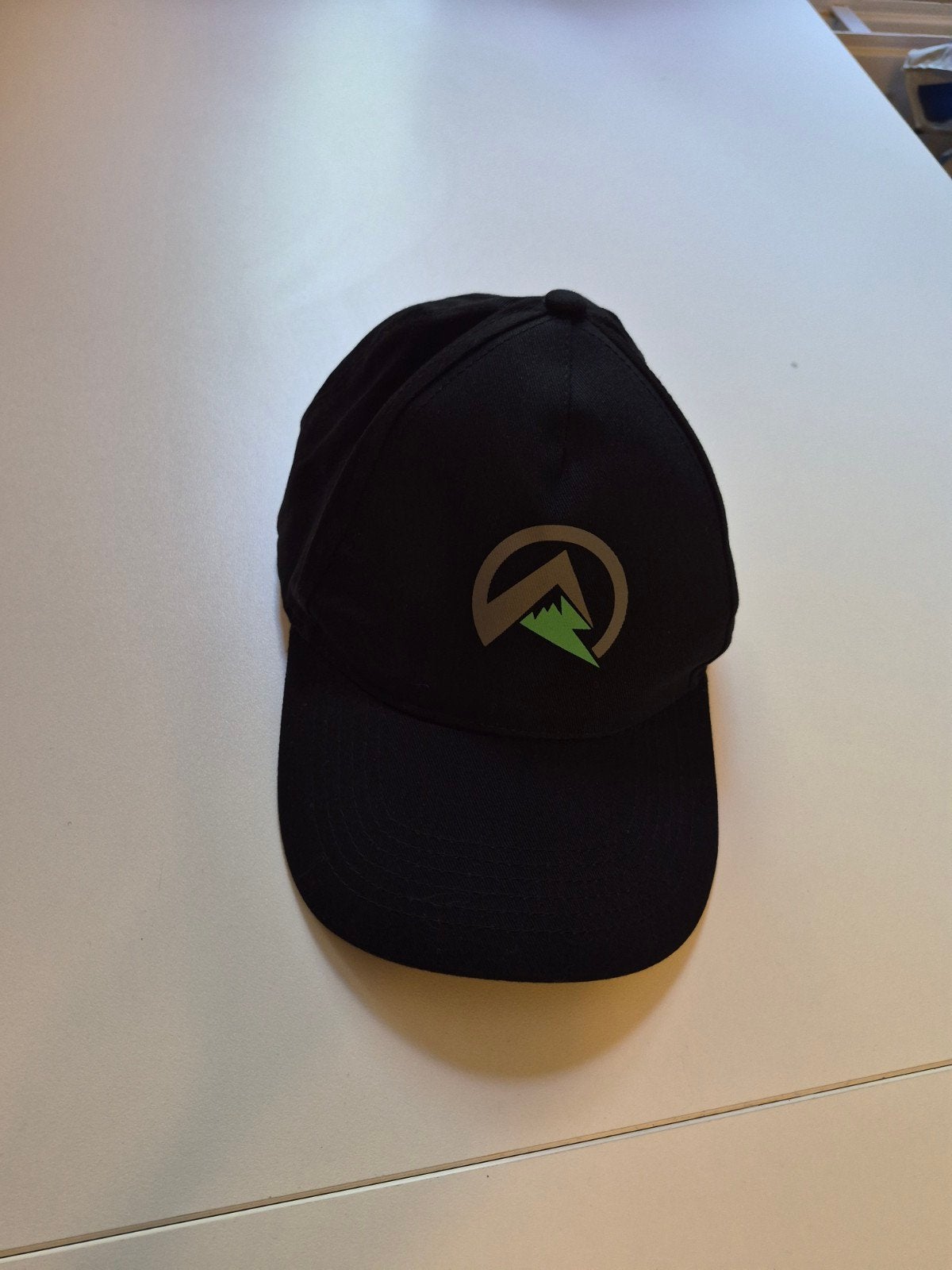 Zwarte Ridgeline Pet met Logo - Zo goed als nieuw, Onbekend, Ridgeline, Onbekend, Onbekend