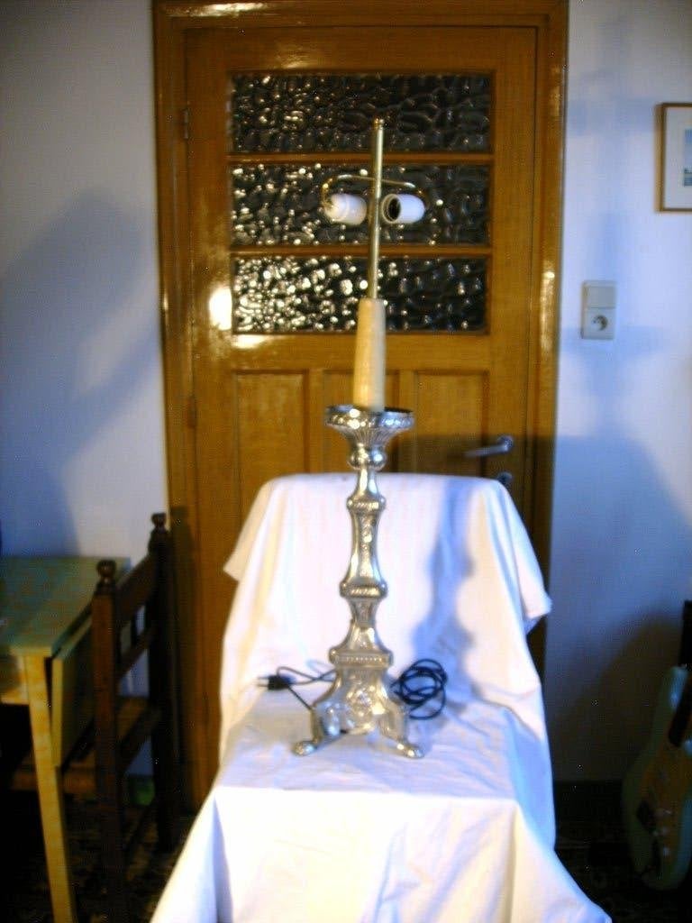 Verzilverde metalen tripode kandelaar., Ophalen of Verzenden