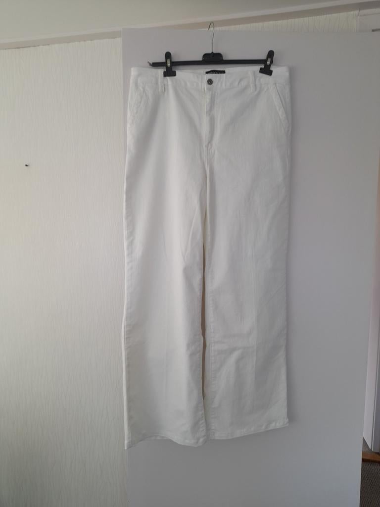 Nieuwe jeans van expresso, Blauw, Maat 42/44 (L), Nieuw, Ophalen of Verzenden