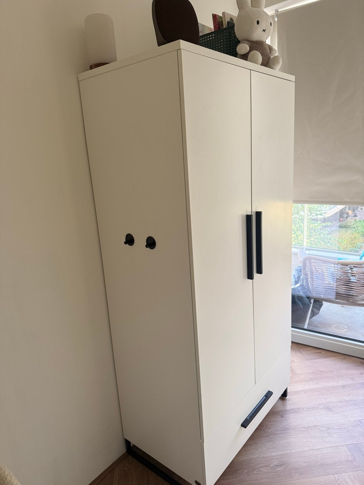 Witte baby/kinderkamer kast en commode set