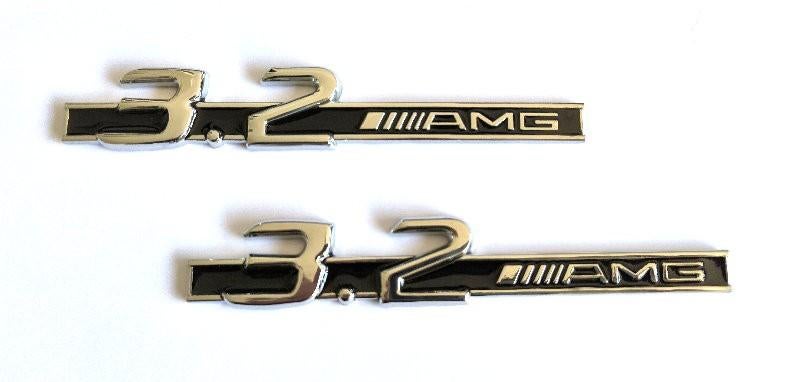 3.2 AMG logo embleem Mercedes C32 SLK E32 ML CLK W213 W214, Ophalen of Verzenden, Nieuw, Mercedes-Benz