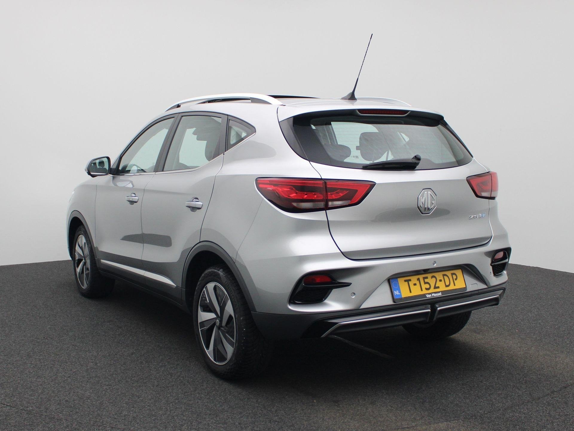 MG ZS EV Long Range Luxury 70 kWh | Apple carplay | Leder |, Auto's, 12 maanden, Gebruikt, ZS, Origineel Nederlands