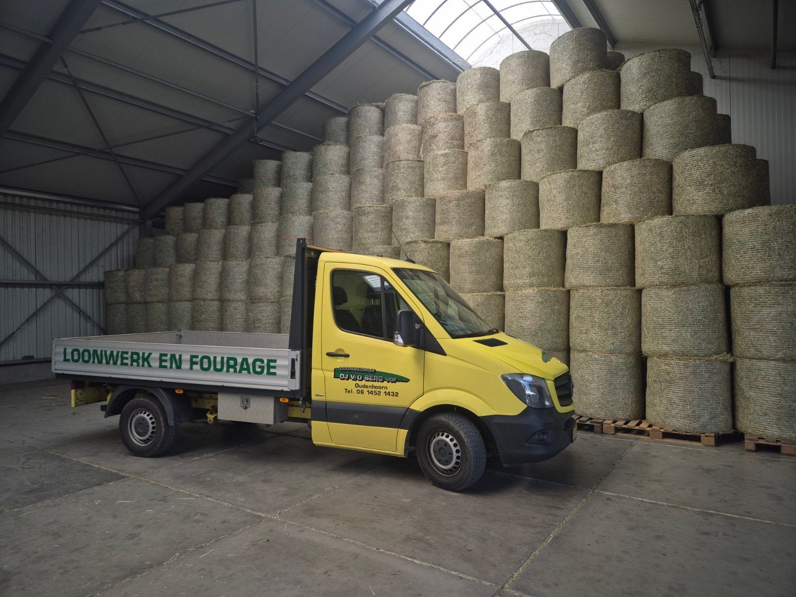 Hooi te koop in midibalen zonder folie., Dieren en Toebehoren, Dierenvoeding, Ophalen, Vee