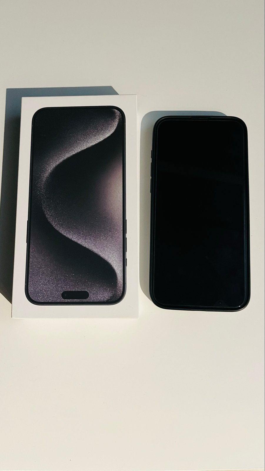 iPhone 15 Pro Max zgan 256Gb, 83 %, Zwart, IPhone 15 Pro Max, Zo goed als nieuw