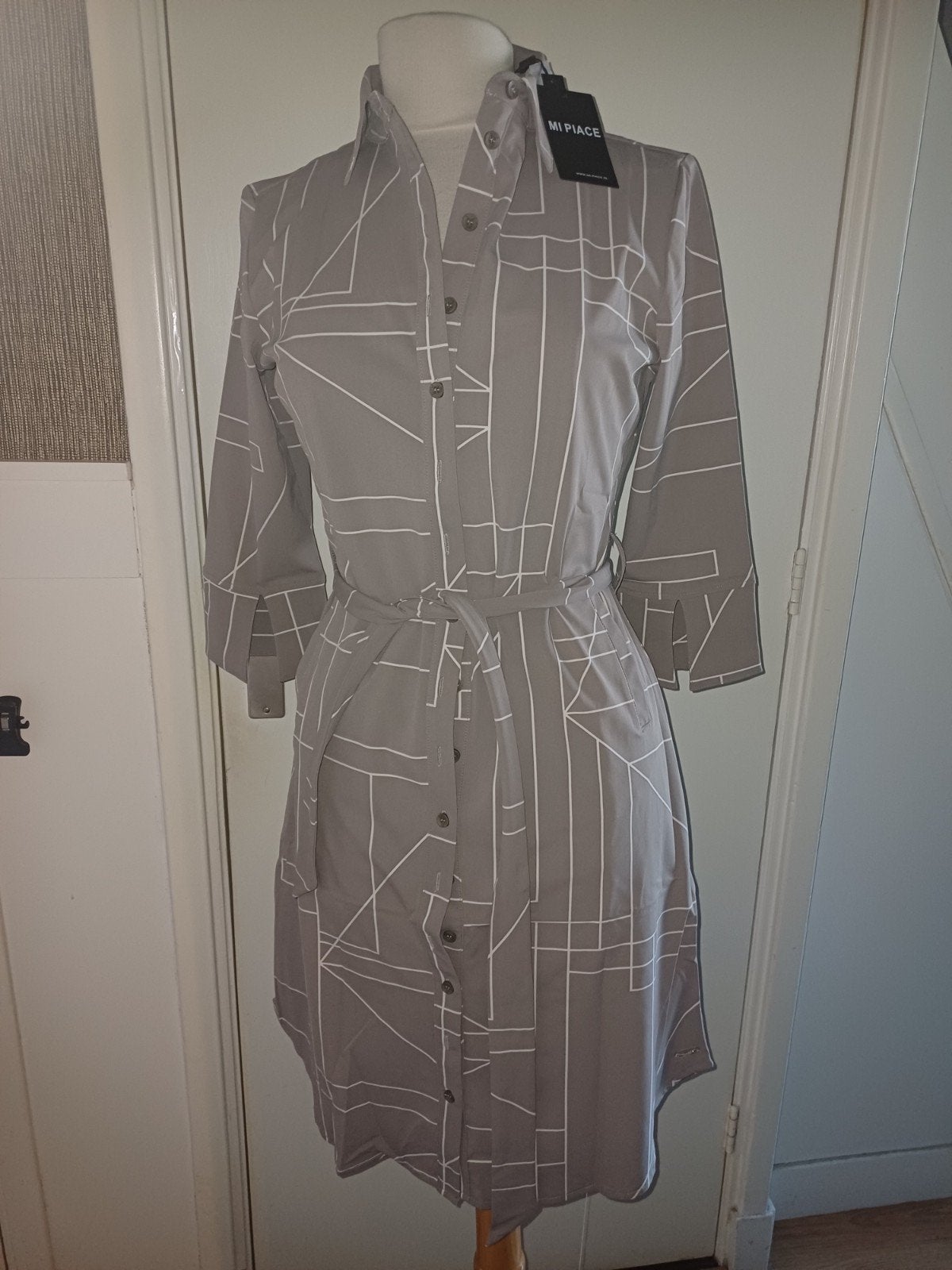 Mi Piace Travel Jurk Taupe met Geometrische Print, Mp, Beige, Maat 46/48 (XL) of groter, Nieuw