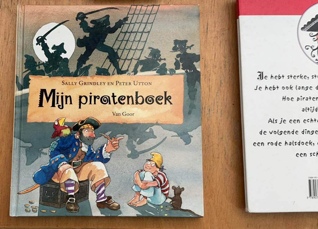 Mijn piratenboek met 8 verhalen: Spannend!!!!, Boeken, Ophalen of Verzenden, Zo goed als nieuw, Sprookjes