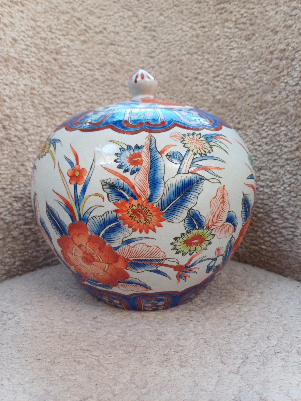 Unieke Imari pot met deksel geen beschadeging - 22 cm hoog,, Ophalen of Verzenden
