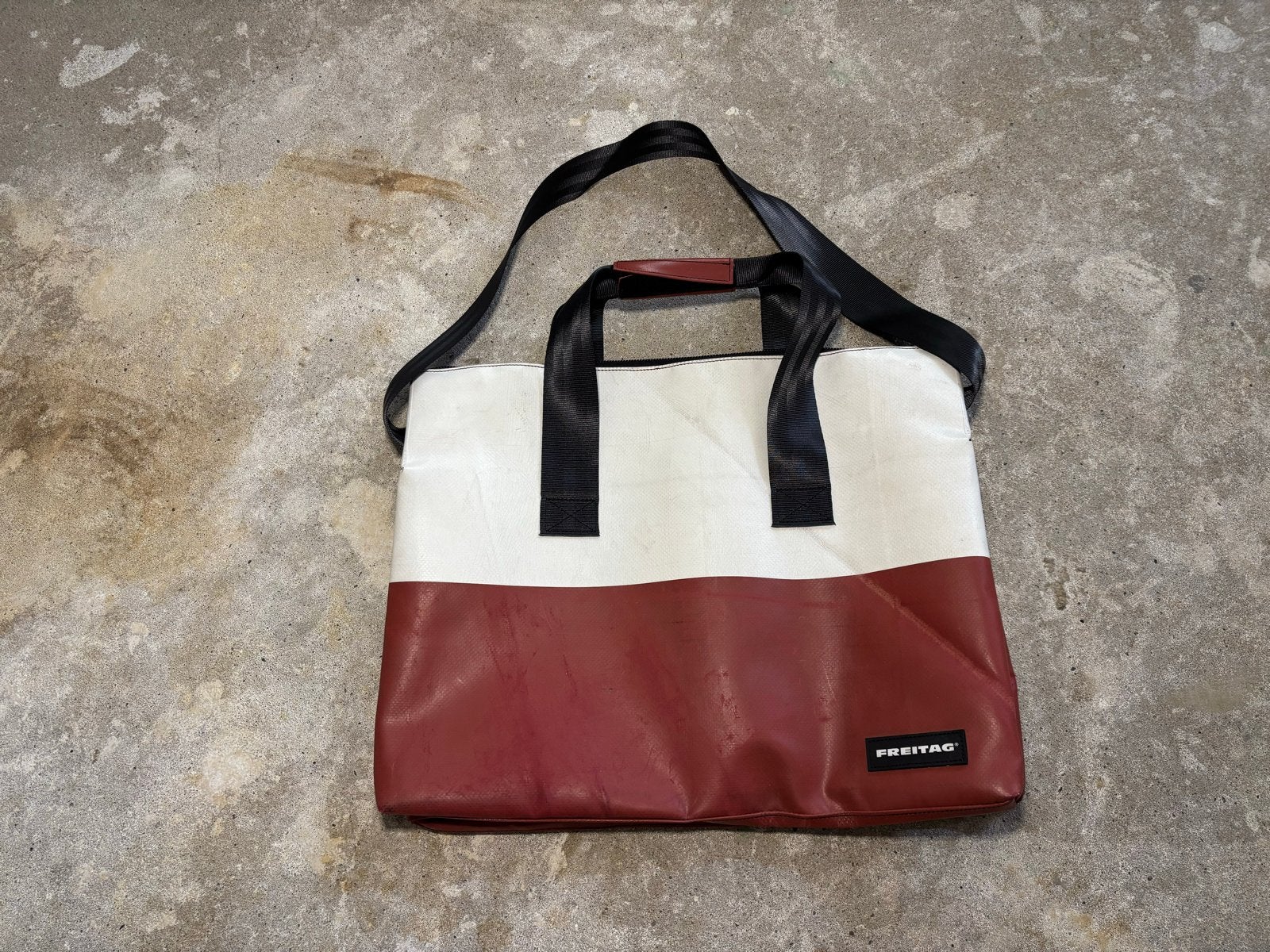 Freitag weekender/sporttas - F46 Clark - Nieuw, 40 tot 60 cm, Rood, Nieuw, Minder dan 35 cm